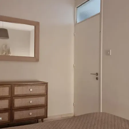 Apartment's *