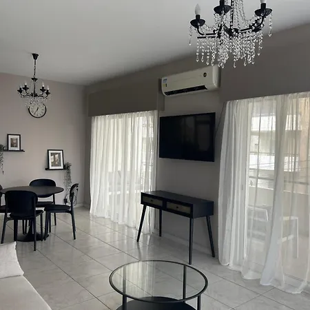 Apartment's *