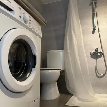 Apartment's Apartment *