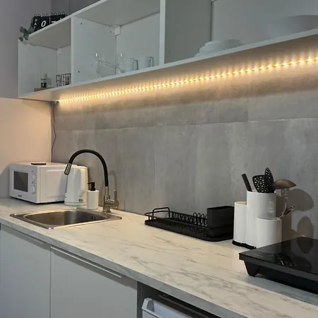 Apartment's *