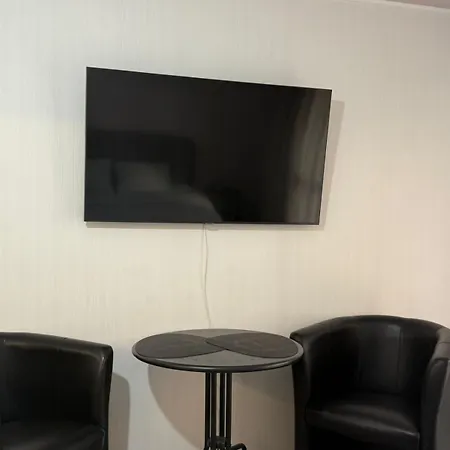Apartment's *