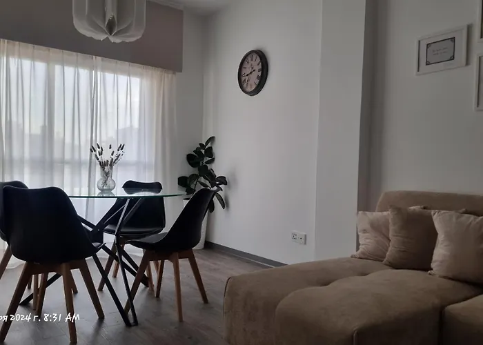 Apartment Apartment's *